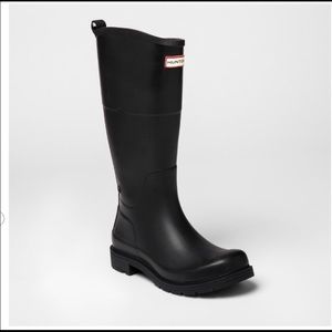 Hunter for Target black rain boots, NWT 9